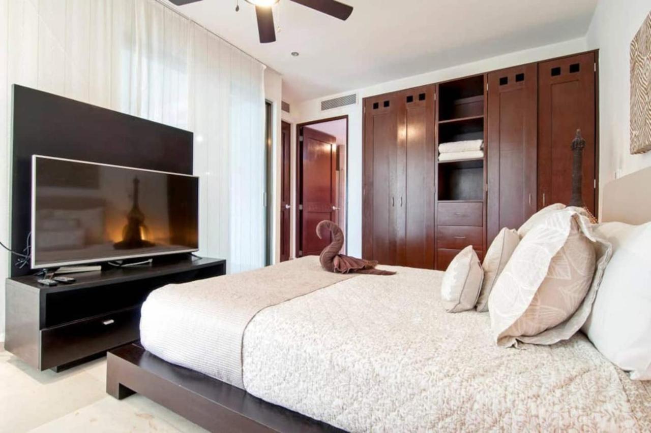 Luxurious & Central Condo In Playa Steps From The Beach Playa del Carmen Eksteriør bilde