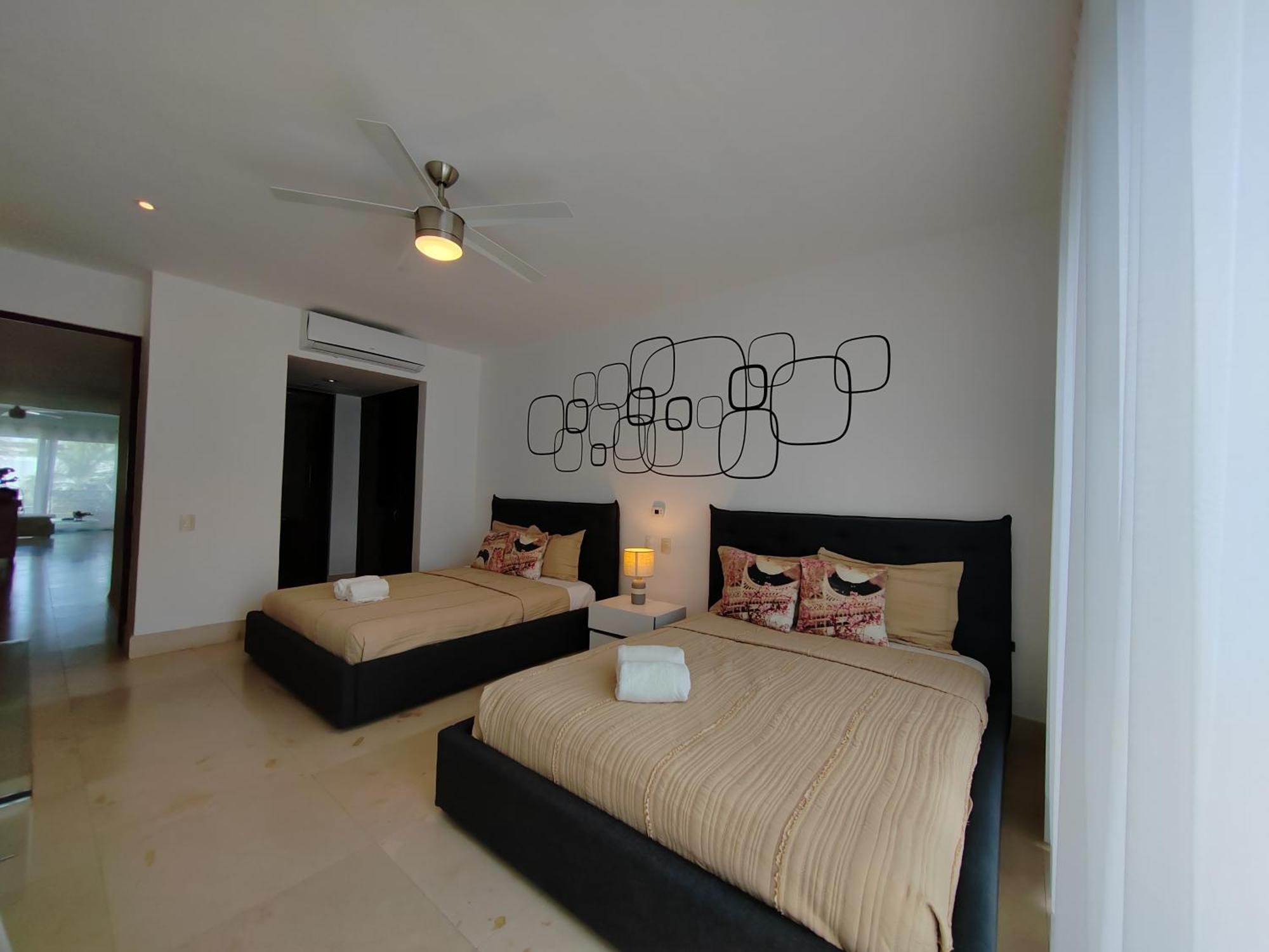 Luxurious & Central Condo In Playa Steps From The Beach Playa del Carmen Eksteriør bilde