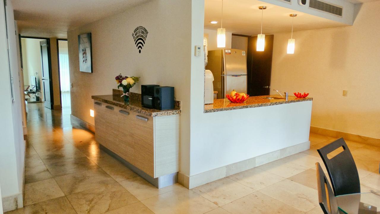 Luxurious & Central Condo In Playa Steps From The Beach Playa del Carmen Eksteriør bilde