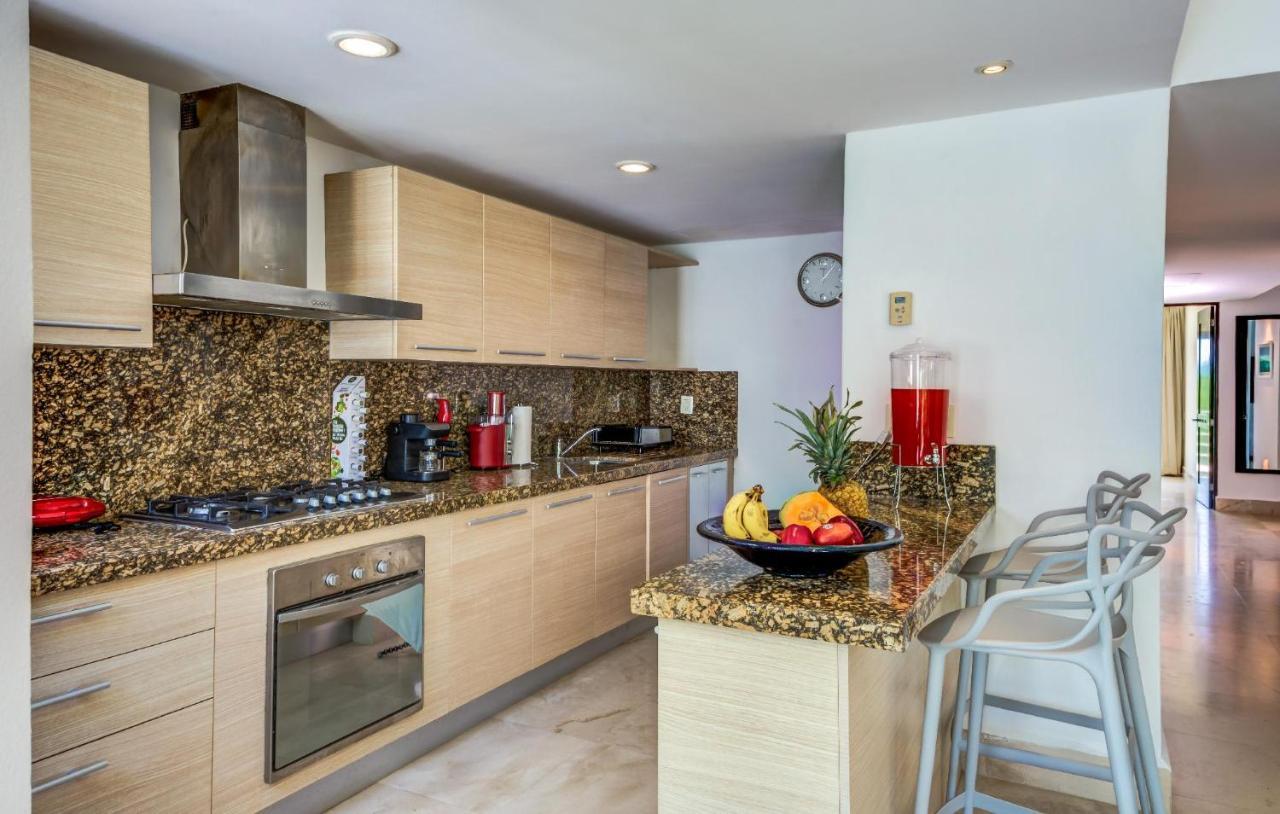 Luxurious & Central Condo In Playa Steps From The Beach Playa del Carmen Eksteriør bilde